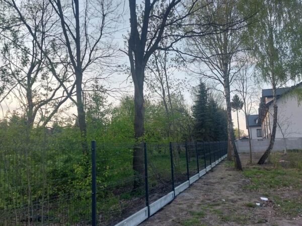 Ogrodzenie panelowe. Ogrodzenia. SILD. System ogrodzeń.