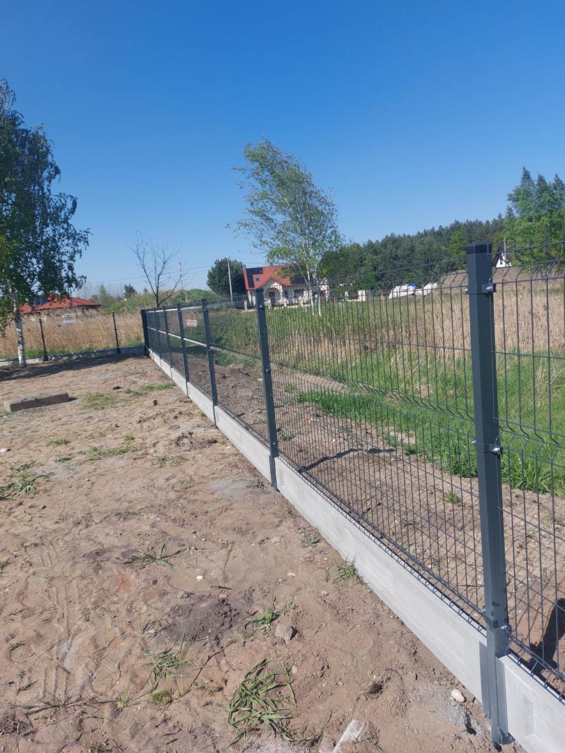 Ogrodzenie panelowe. Ogrodzenia. SILD. System ogrodzeń.