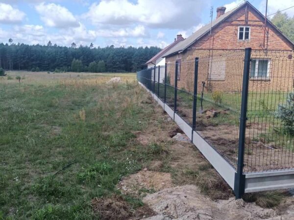 Podmurówka prefabrykowana. Ogrodzenia. System ogrodzeń SILD.