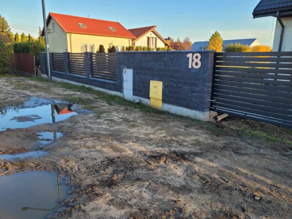 Realizacja ogrodzenia SILD przy posesji - zdjecie 7