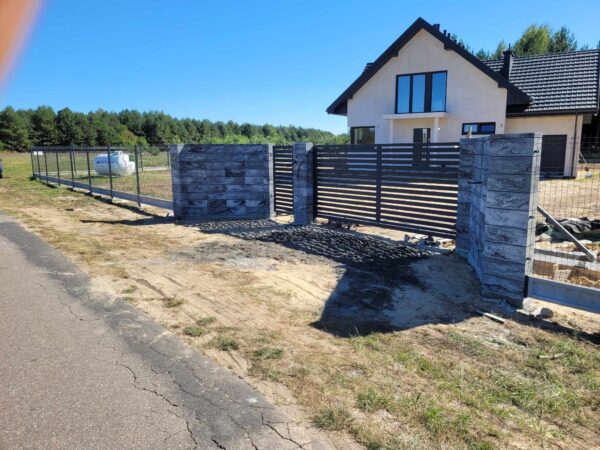 Realizacja ogrodzenia SILD przy posesji - zdjecie 9