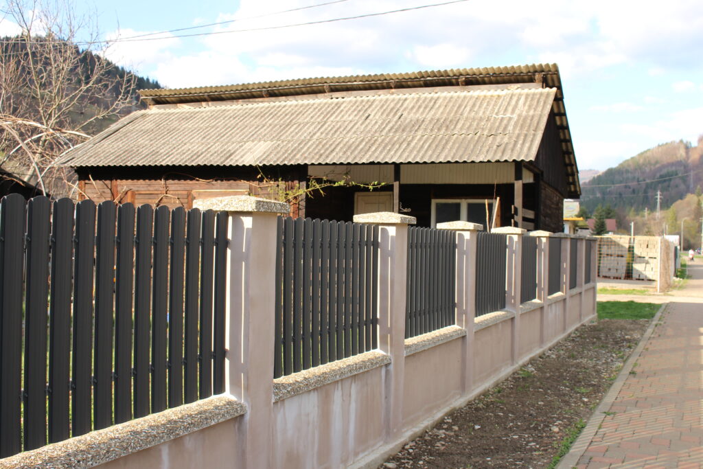 Idealne ogrodzenie sztachetowe