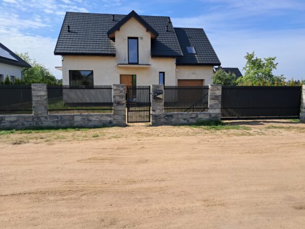 Realizacja ogrodzenia SILD przy posesji - zdjecie 57