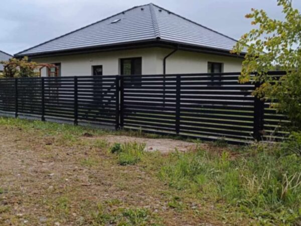 Realizacja ogrodzenia SILD przy posesji - zdjecie 65