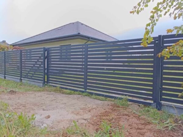 Realizacja ogrodzenia SILD przy posesji - zdjecie 66