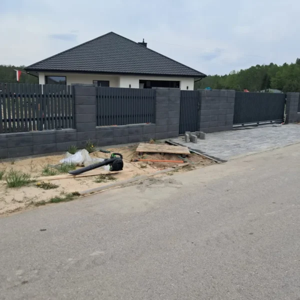 Kompletne ogrodzenie frontowe SILD z bramą i przęsłami